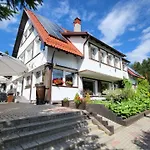 Hotel Gniewko *