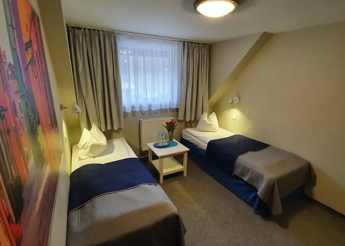 Отель Gniewko *