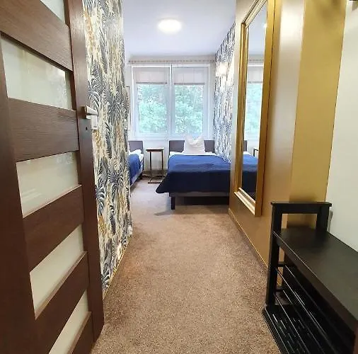 Gniewko Отель *