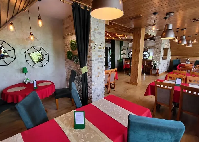 Gniewko * Mala Karczma