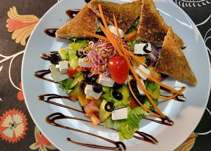 Gniewko Отель *